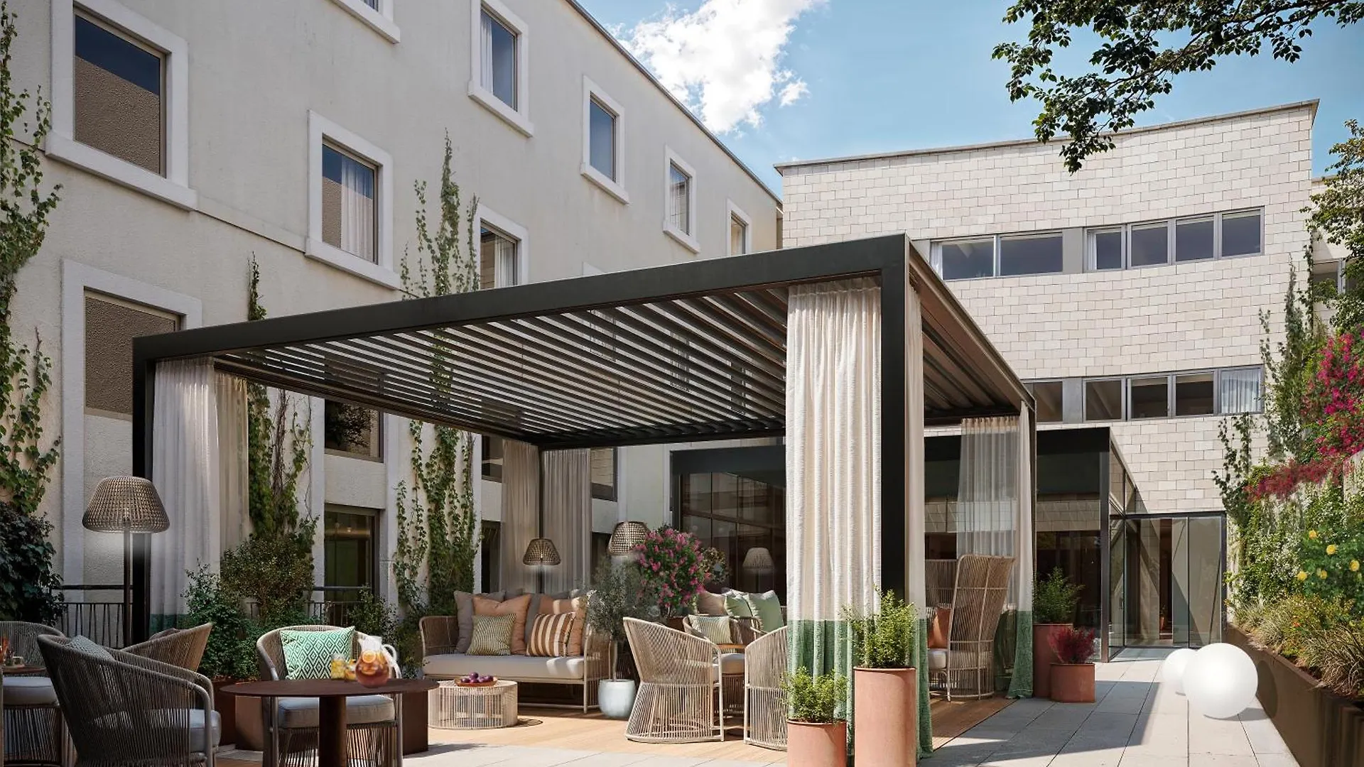 Nemi Hotel Milan