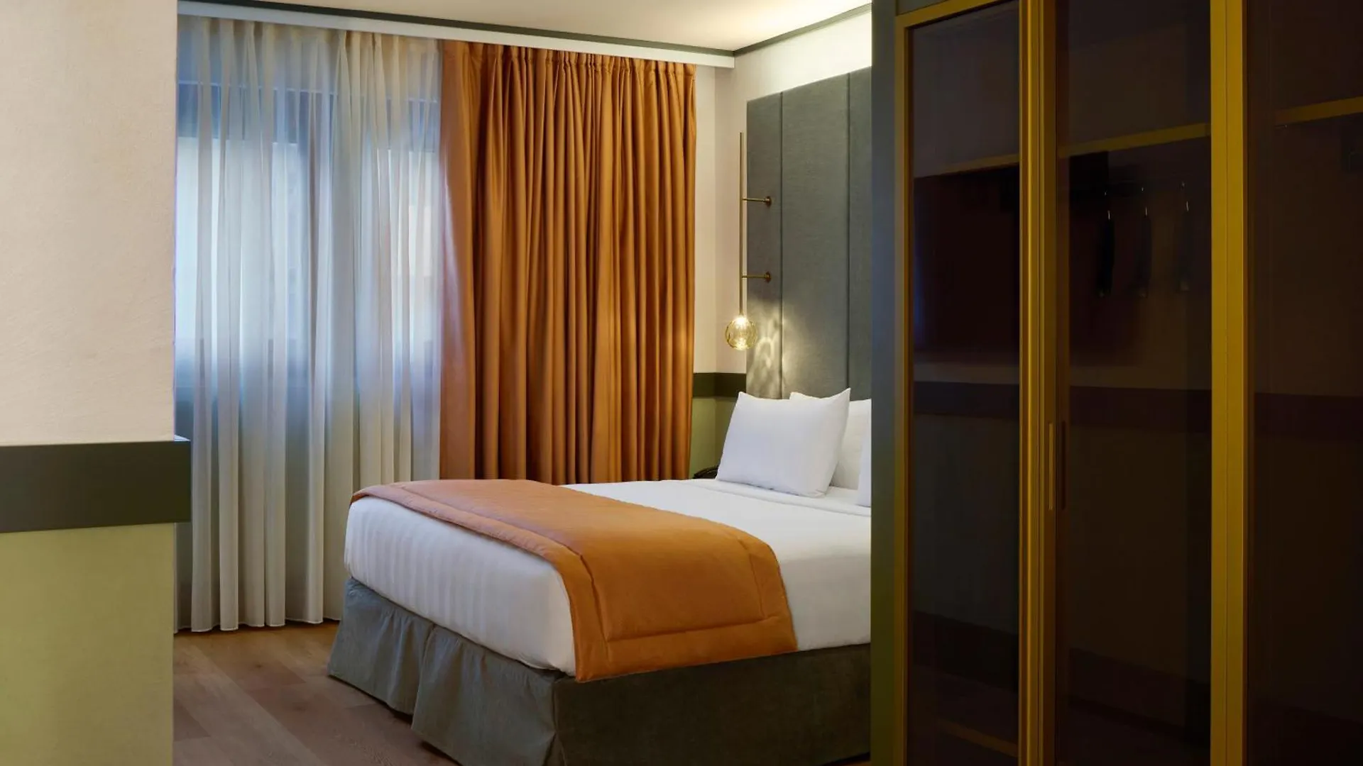 Nemi Hotel Milan
