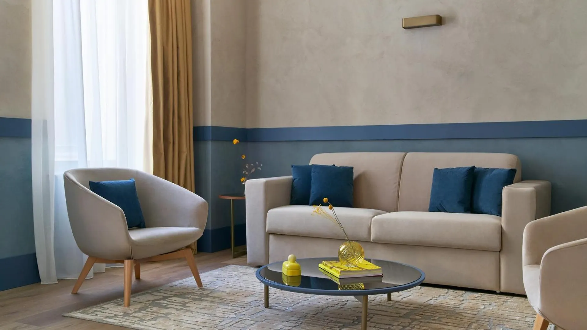 *****  Nemi Hotel Milan Italy