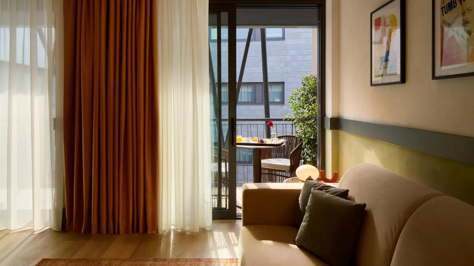Nemi Hotel Milan